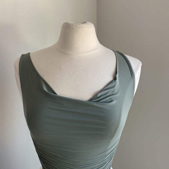 ARITZIA Tank Womens Size 2XS Parfait Design Smoky Sage Green Stretch - Picture 3 of 6